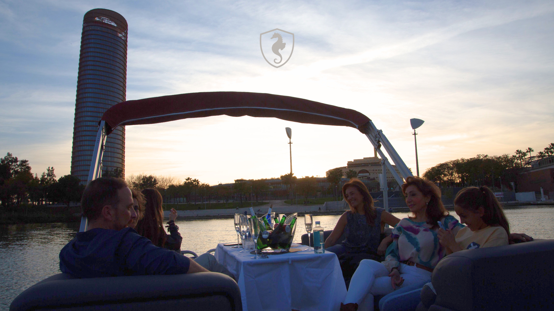 BERGANTE - HORIZONTALES - Barco Sevilla - Cruceros privados - 1 BOAT TRIP SEVILLE